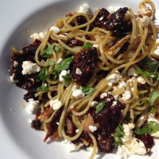 Veggie Pasta with Sun Dried Tomatoes and Feta